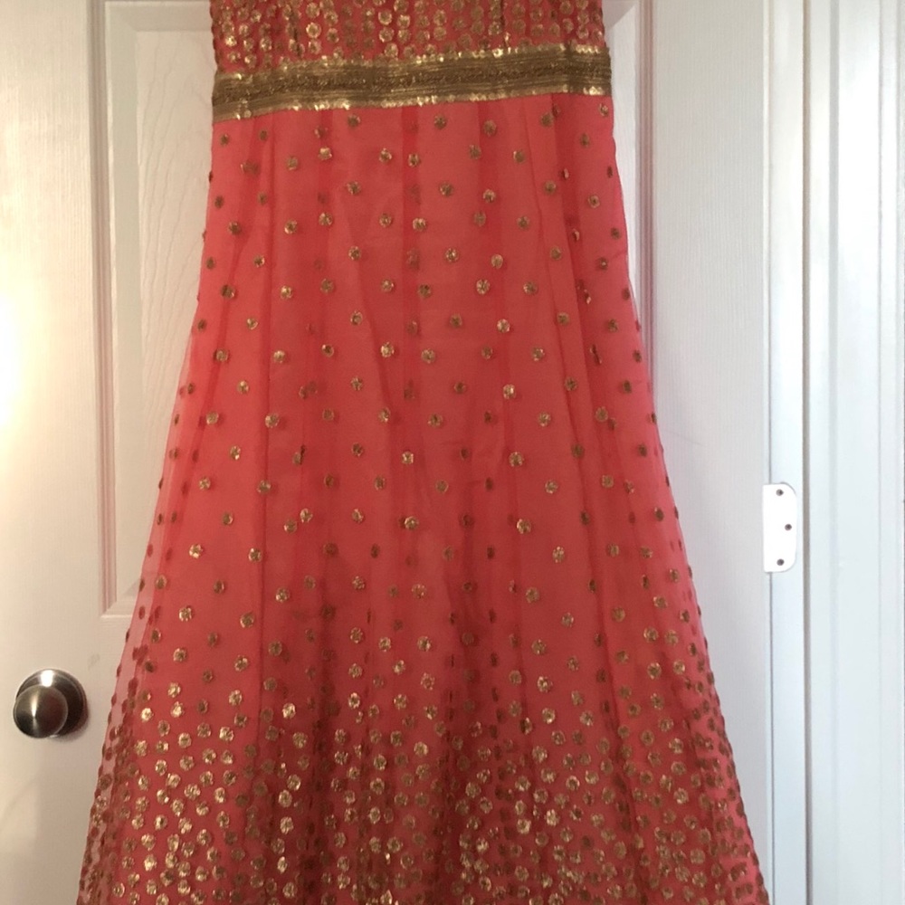 Indian outfit - Picture 2 of 5